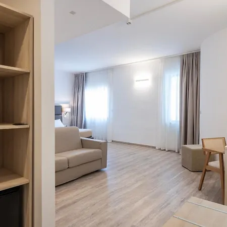 阿尔巴尼亚 酒店 3*