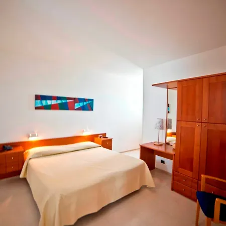 Albània Hotel 3*