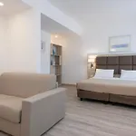 فندق ألبانيا 3*