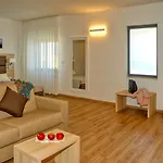 Albània 3*