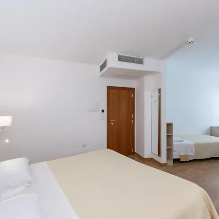 Albania Hotell