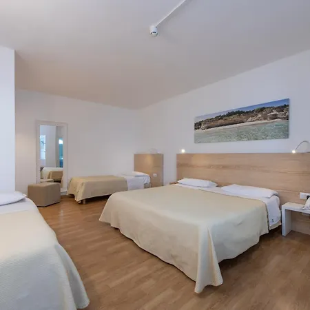 Hotell Albania 3*