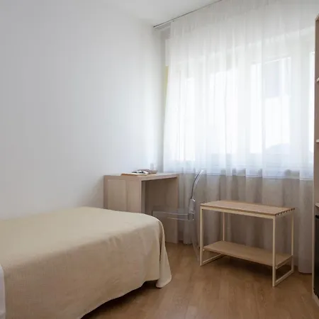 Albania Hotell 3*