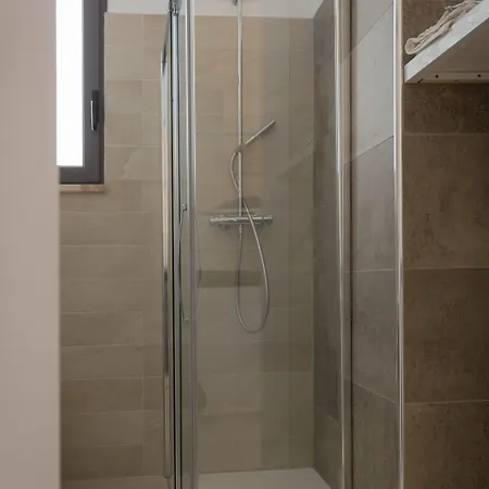 Hotel Albània 3*