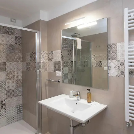 Albania Otel
