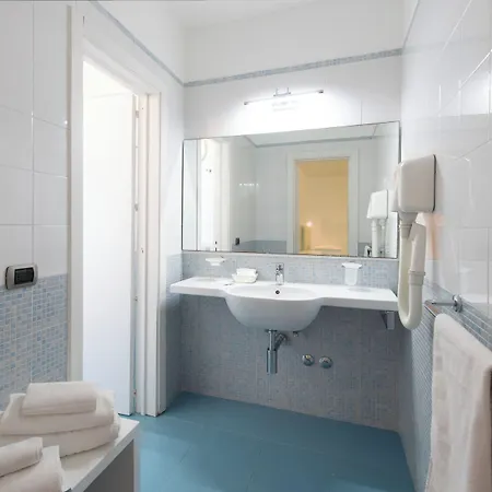Otel Albania 3*